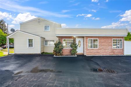 675 Walt Whitman Road, Huntington, ニューヨーク 11747, アメリカ合衆国