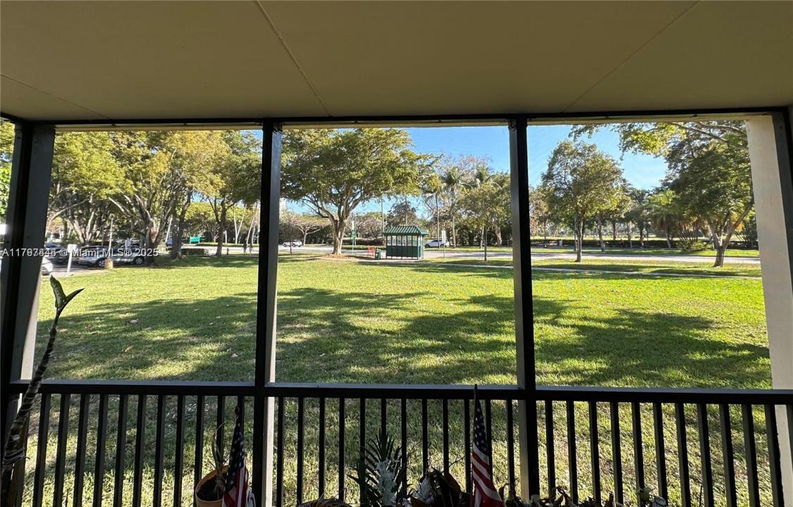 3301 N Country Club Dr 110, Aventura, Florida 33180, Amerika Birleşik Devletleri