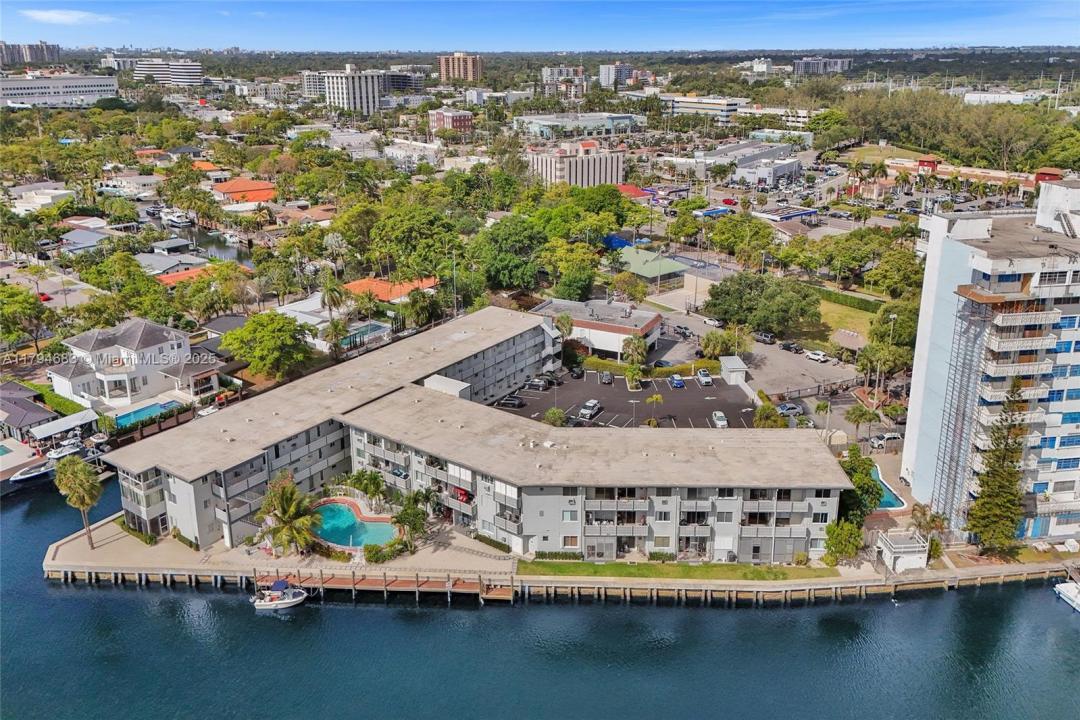 13105 Ixora Ct 319, North Miami, Florida 33181, Amerika Birleşik Devletleri