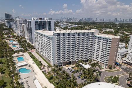 2899 Collins Ave 1738, Miami Beach, Florida 33140, USA