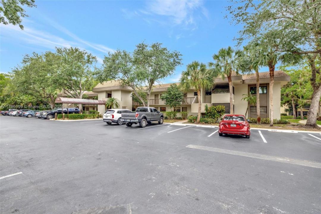 7699 NW 79th Ave 205, Tamarac, Florida 33321