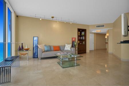 4775 Collins Ave 2006/2007, Miami Beach, Florida 33140, USA