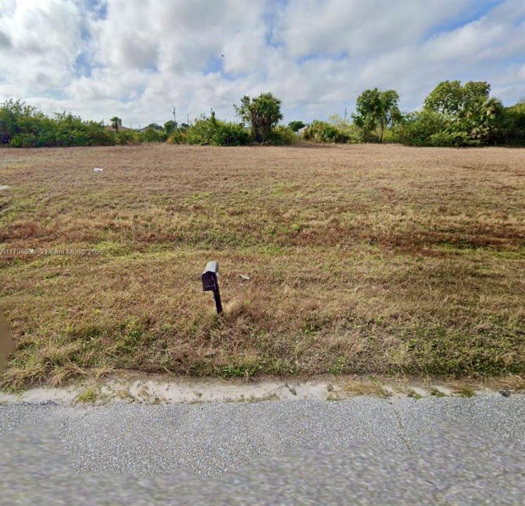 2218 NW 6th Ter, Cape Coral, Florida 33993, USA
