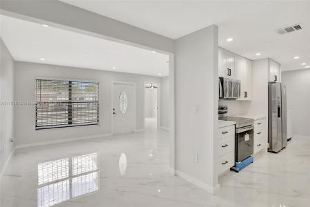 3916 NW 207th St Rd, Miami Gardens, Florida 33055, USA