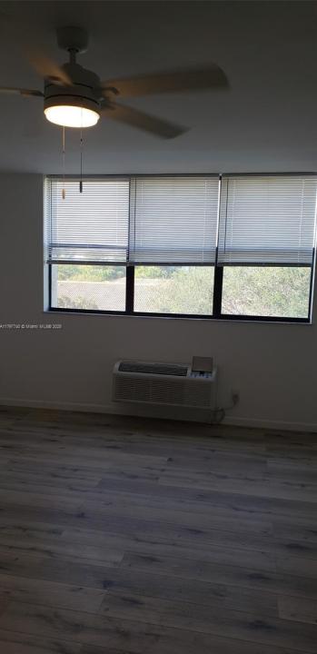 2501 Riverside Dr 402-A, Coral Springs, Florida 33065, HOA KỲ