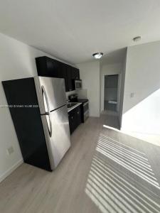 1145 NW 3rd St 5, Miami, Florida 33128, USA