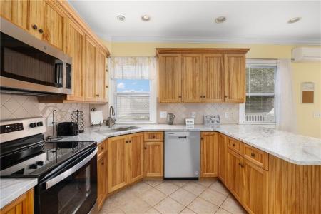 23 Vernon Avenue 1, Newport, Rhode Island 02840, HOA KỲ