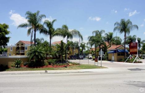 9715 Fontainebleau Blvd E110, Miami, Florida 33172, USA