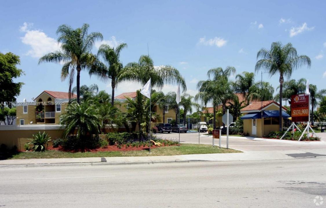 9715 Fontainebleau Blvd E110, Miami, Floryda 33172, USA