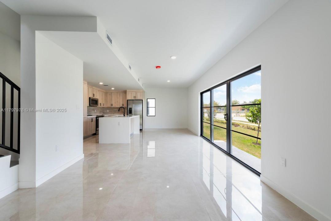 1363 NW 1 ST, Florida City, Florida 33034