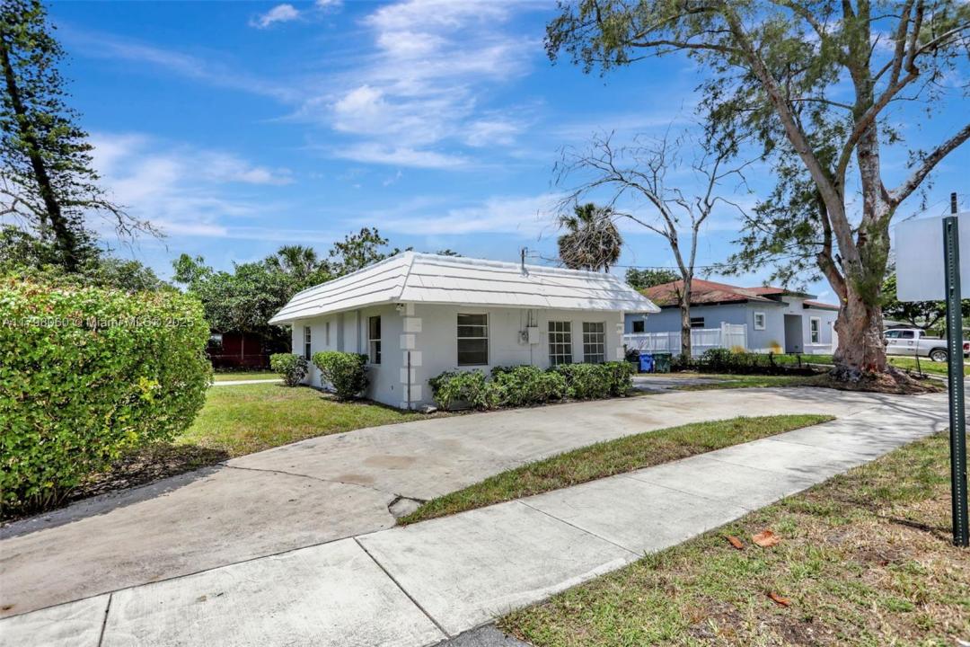 2701 NW 18th Ter, Oakland Park, Floride 33311, États-Unis