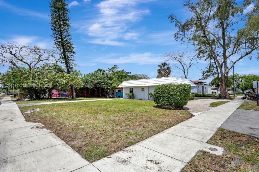 2701 NW 18th Ter, Oakland Park, Floride 33311, États-Unis