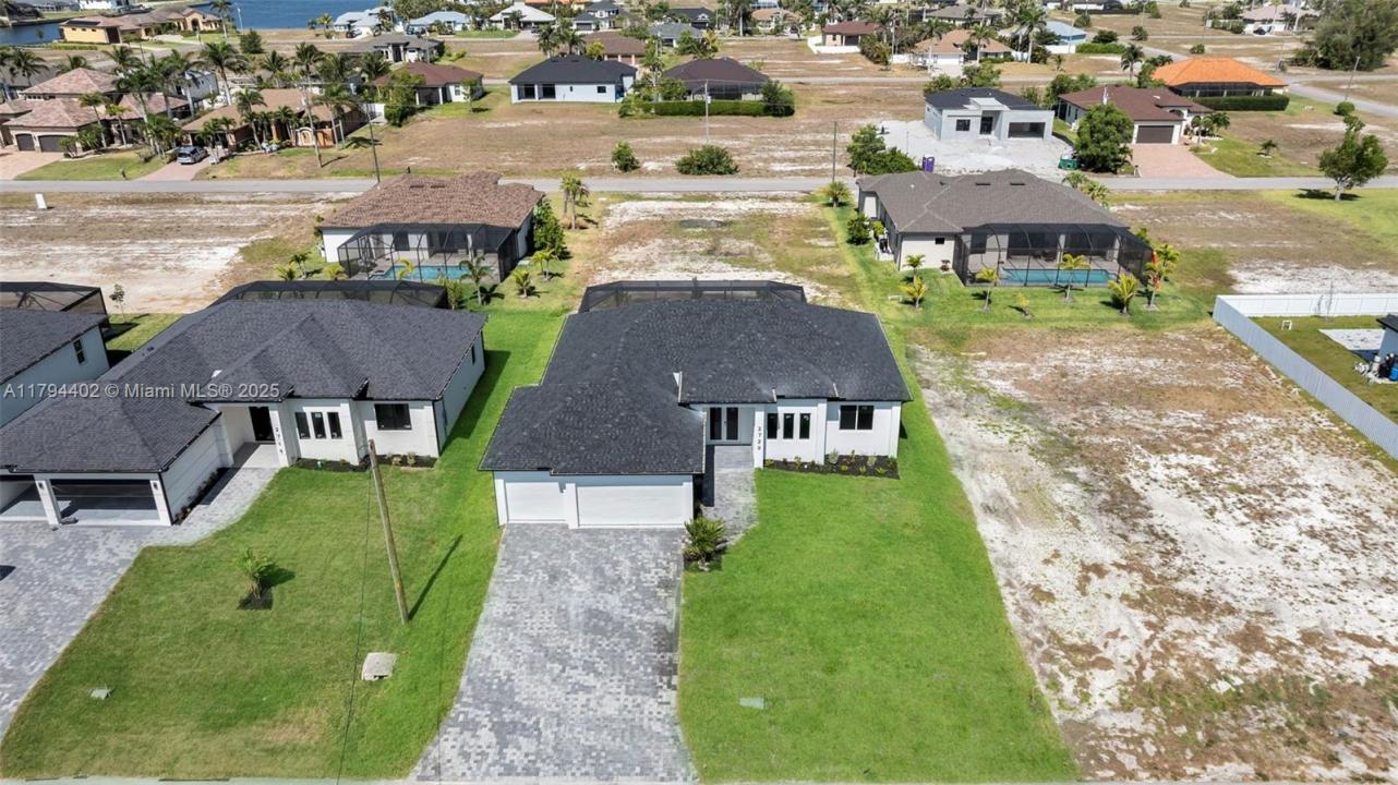 1212 NW 35TH PL, Cape Coral, 佛罗里达州 33993, 美国
