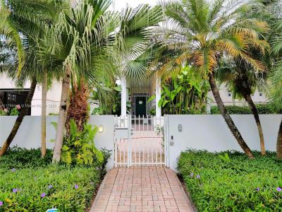 621 N Mashta Dr, Key Biscayne, Florida 33149, USA