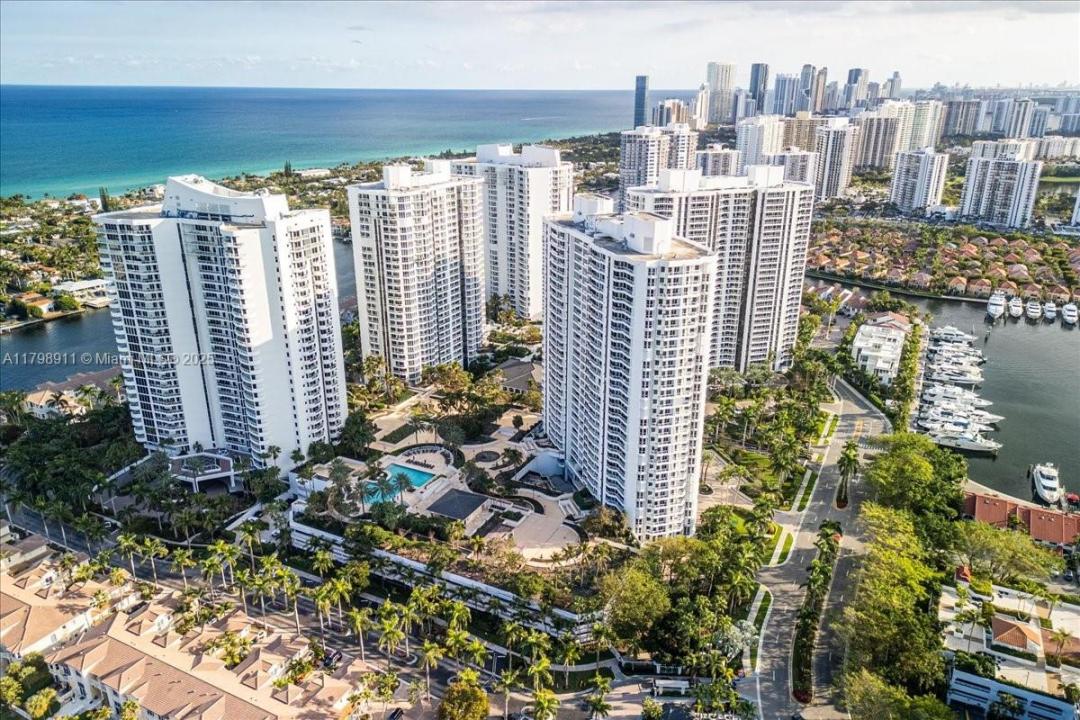 21205 Yacht Club Dr 308, Aventura, 佛罗里达州 33180, 美国