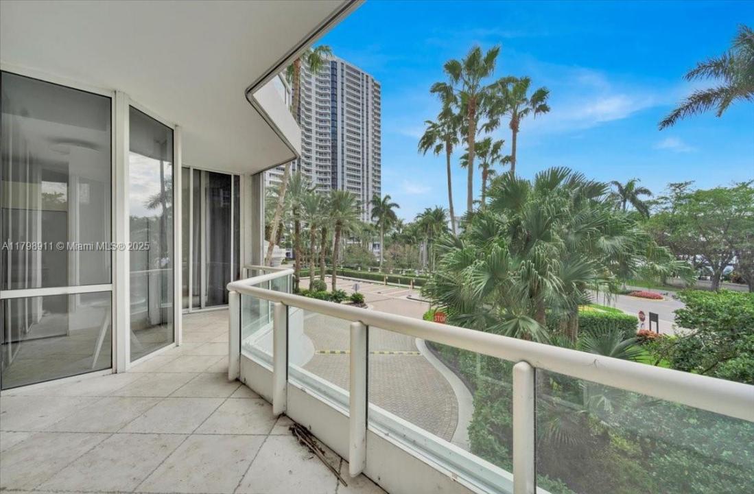 21205 Yacht Club Dr 308, Aventura, 佛罗里达州 33180, 美国
