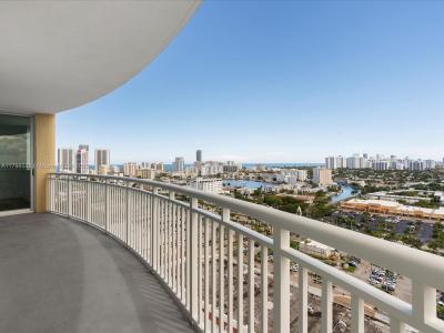 1745 E Hallandale Beach Blvd 2007W, Hallandale Beach, Florida 33009, USA