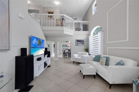 2093 NW 208th Ter, Pembroke Pines, Florida 33029, USA