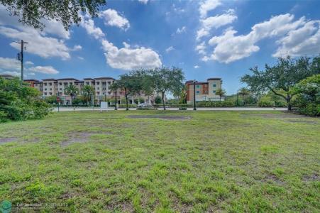 6404 SW 46th St, Davie, Florida 33314