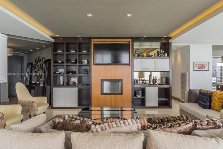 9703 Collins Ave 2100, Bal Harbour, Floride 33154, États-Unis