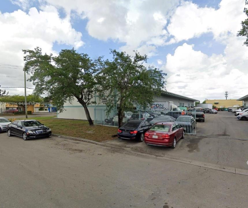 13091 NW 43rd Ave A5, Opa-Locka, Florida 33054, USA