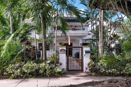 1226 Cordova Street, Coral Gables, Florida 33134, USA
