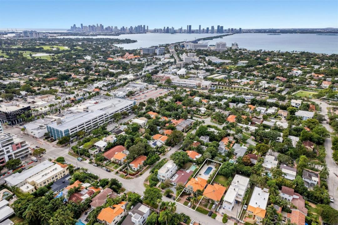 4316 Sheridan Ave, Miami Beach, Florida 33140, USA
