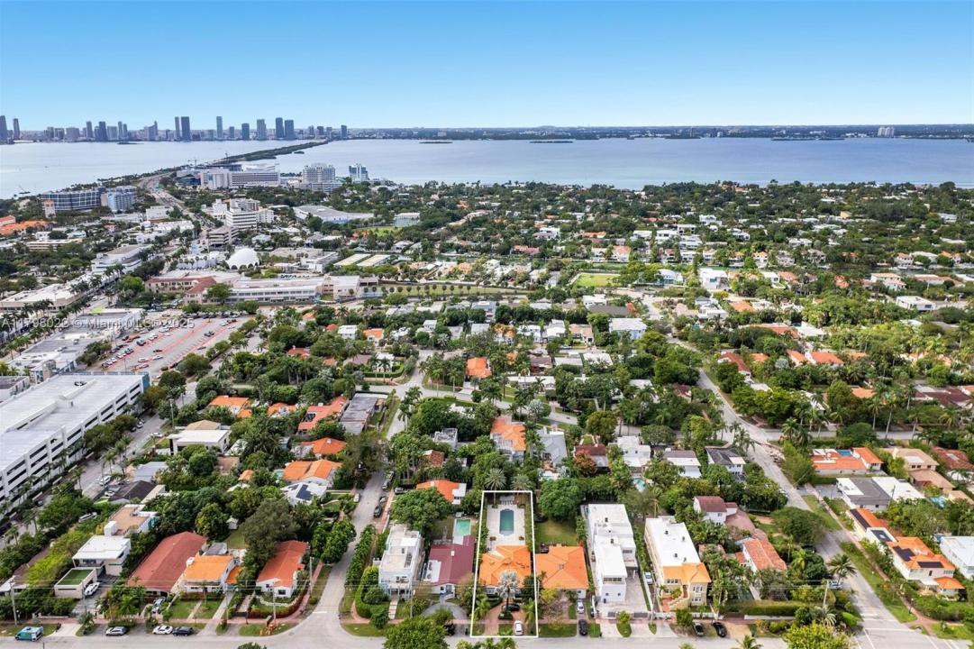 4316 Sheridan Ave, Miami Beach, Florida 33140, USA