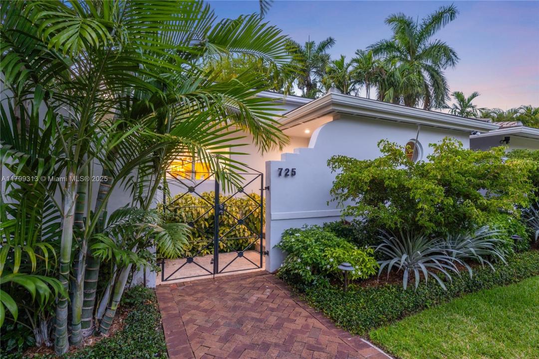 725 Vilabella Ave, Coral Gables, Floride 33146, États-Unis