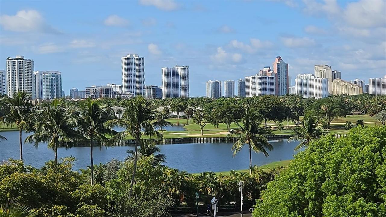 3625 N Country Club Dr 609, Aventura, Florida 33180