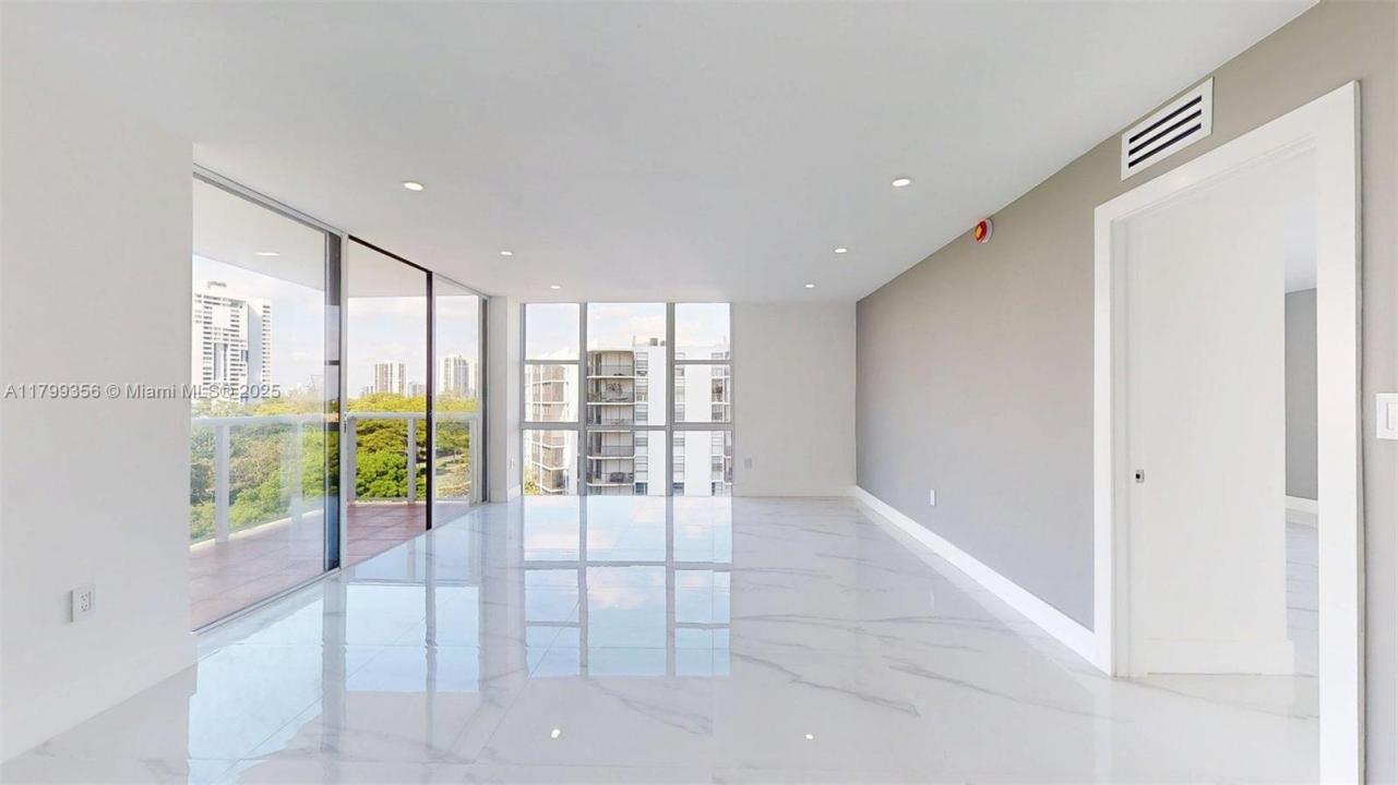 3625 N Country Club Dr 609, Aventura, Florida 33180