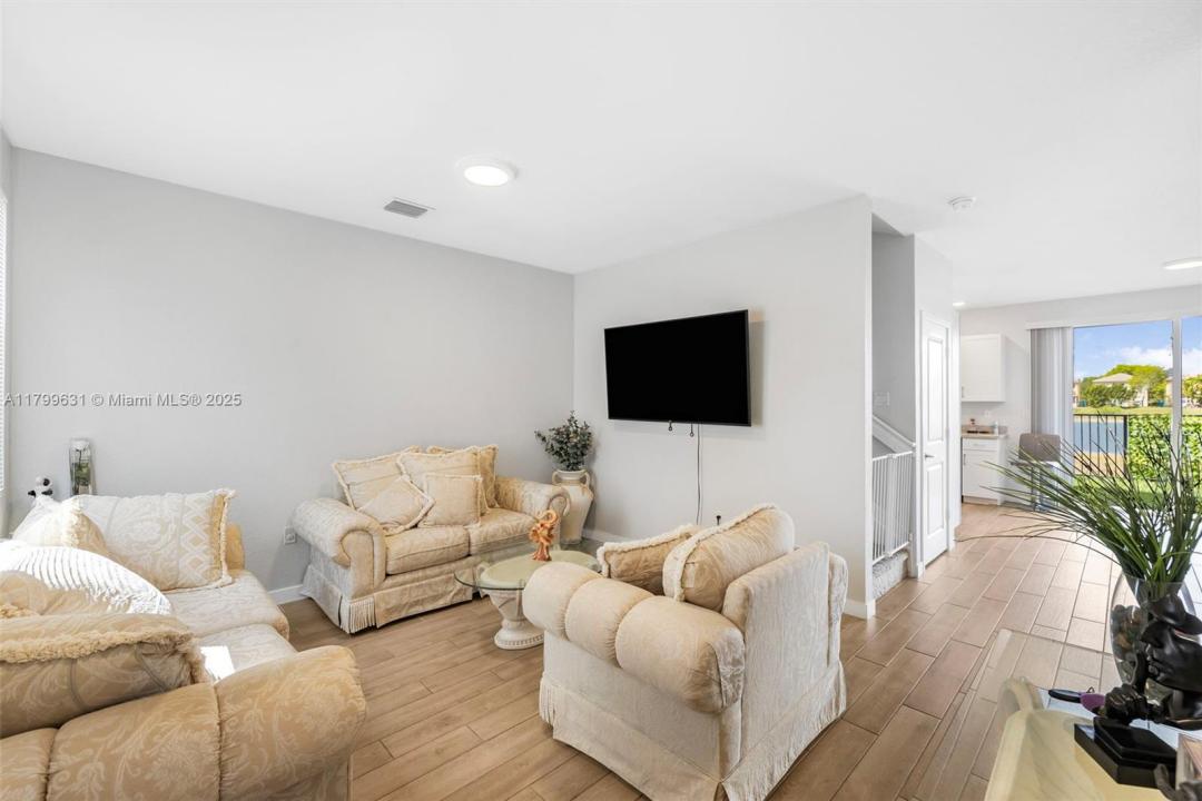 1176 SE 23rd Ave, Homestead, Florida 33035