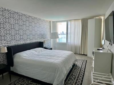 1100 West Ave 620, Miami Beach, Florida 33139, USA