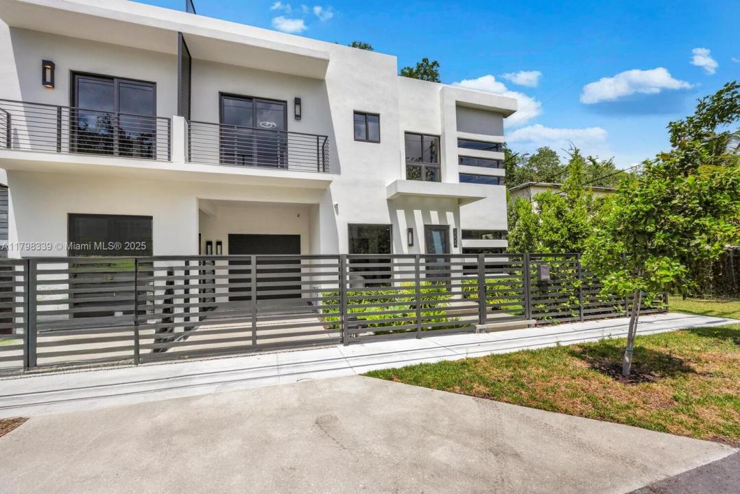 3224 Elizabeth St, Miami, Florida 33133, Estados Unidos