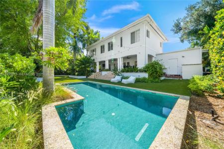 725 Vilabella Ave, Coral Gables, Florida 33146, USA