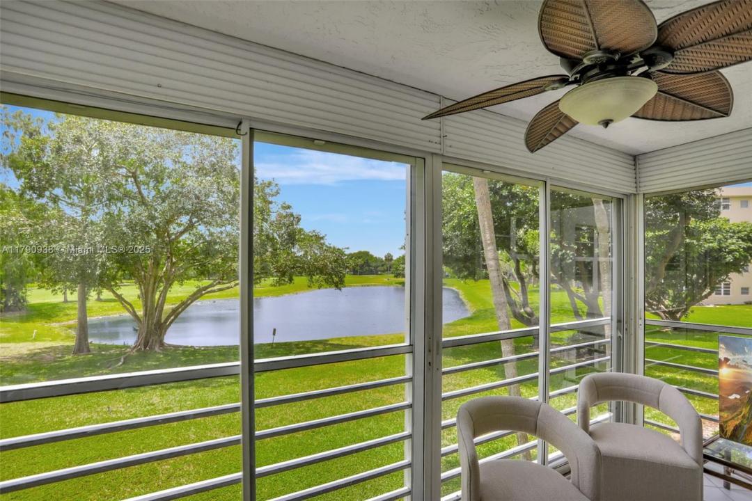 4020 W Palm Aire Dr 204, Pompano Beach, 佛羅里達州 33069, 美國