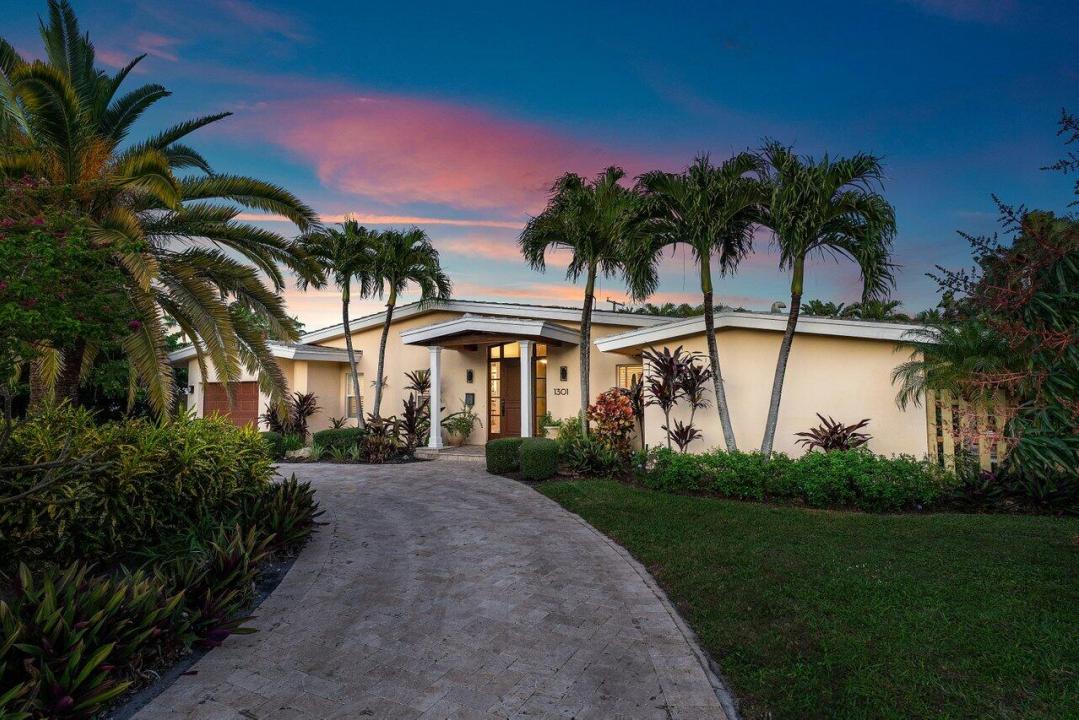 1301 NW 4th Avenue, Lake Ida, Delray Beach, Florida 33444