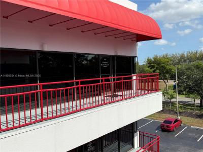 6175 NW 153rd St 301, Miami Lakes, Florida 33014, USA