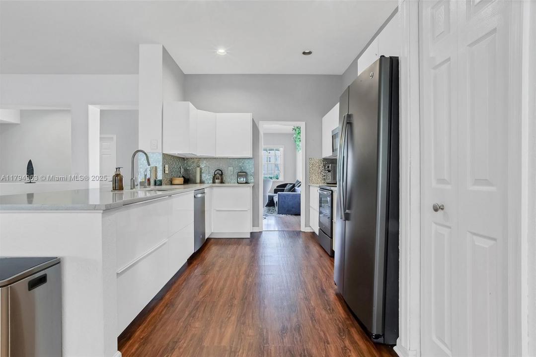 4458 Stone Ridge Way, Weston, Florida 33331