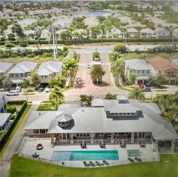 10464 NW 70th Ln, Doral, פלורידה 33178, ארצות הברית של אמריקה 