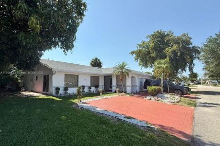 4909 Bayberry Ln, Tamarac, Florida 33319, USA