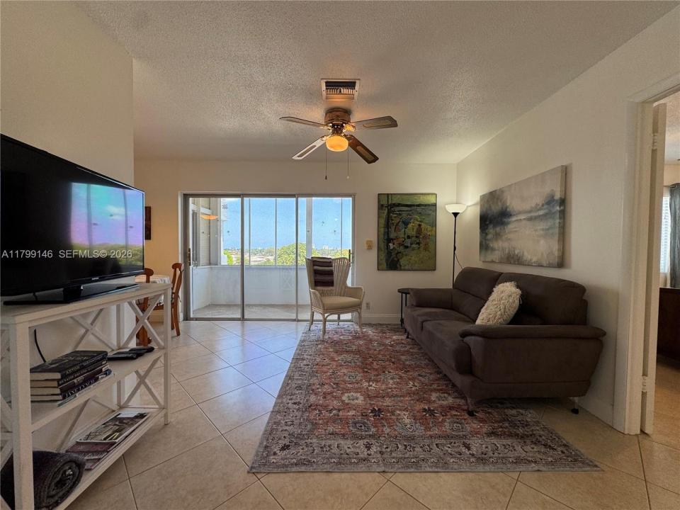 1700 Pierce St 702, Hollywood, Florida 33020, Stati Uniti