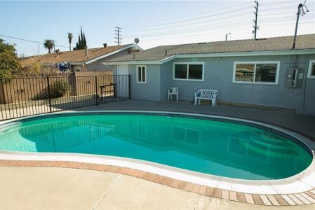vanowen st, West Hills, California 91307
