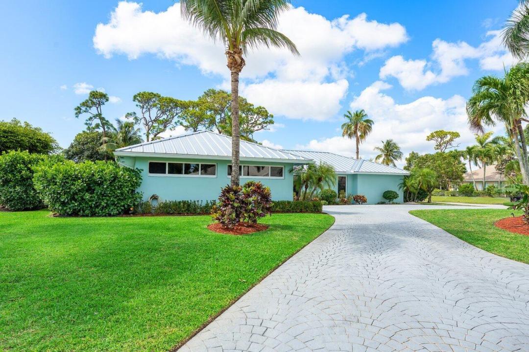 474 S Country Club Drive, Atlantis, Florida 33462, USA