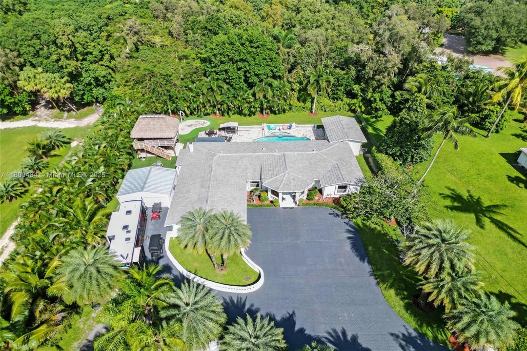 10831 SW 51st Ct, Davie, Florida 33328
