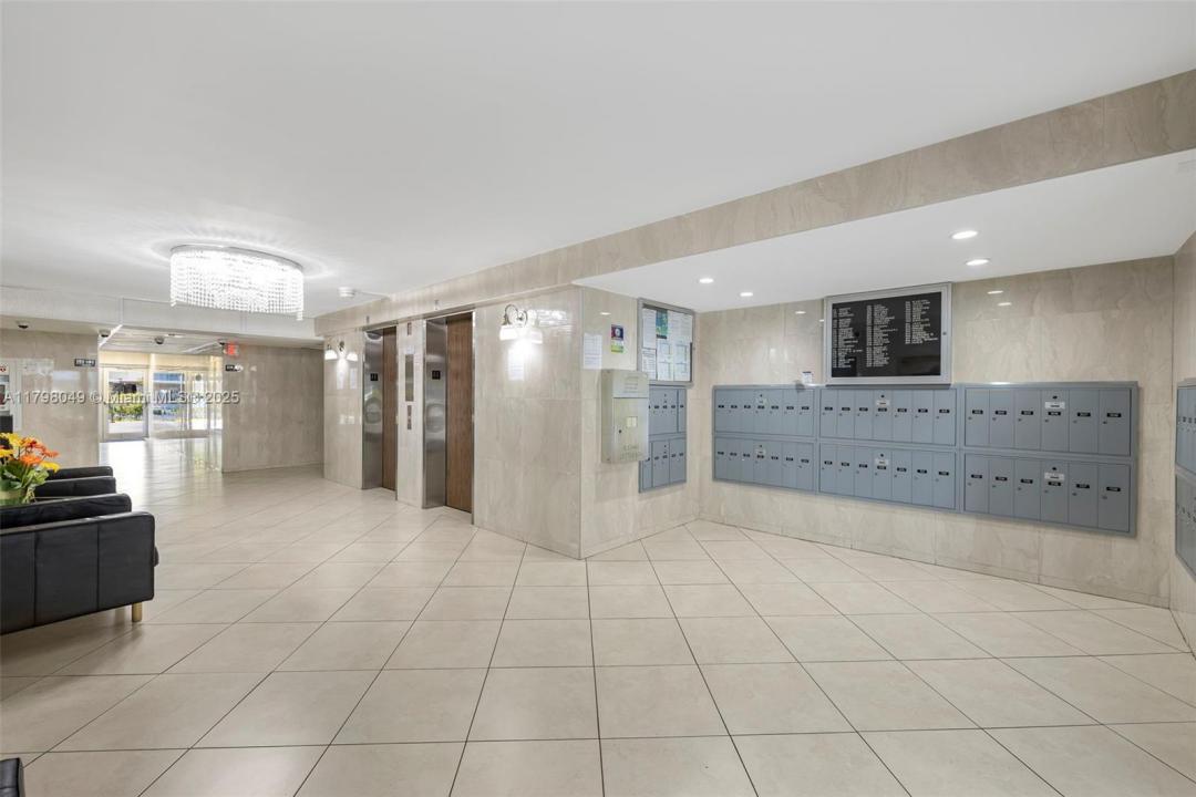 400 NE 12th Ave 303, Hallandale Beach, 佛羅里達州 33009, 美國