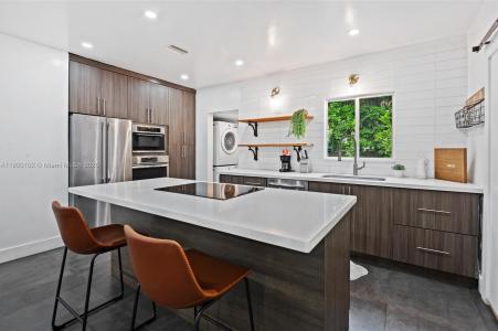 534 NW 50th St, Miami, Florida 33127, USA