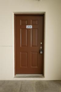 15221 NE 6th Ave A204, Miami, Florida 33162, USA