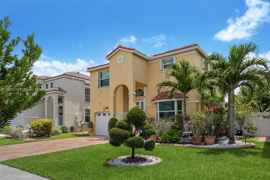 621 NW 157th Ave, Pembroke Pines, Florida 33028, Amerika Birleşik Devletleri