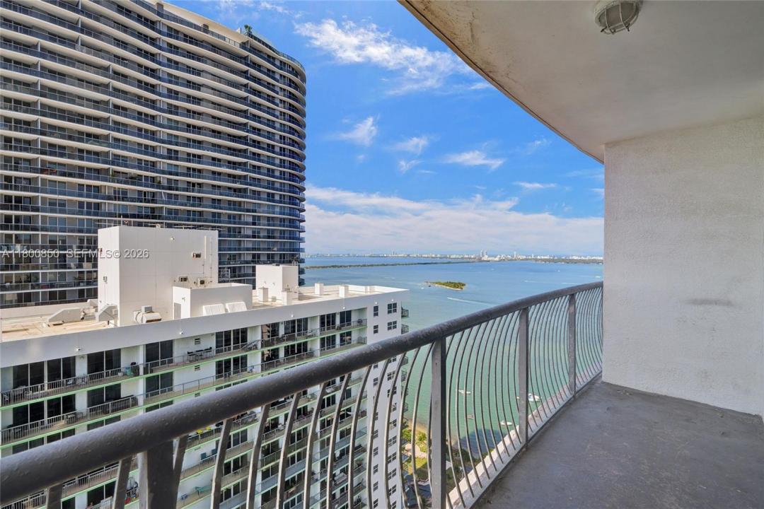 1750 N Bayshore Dr 4007, Miami, פלורידה 33132, ארצות הברית של אמריקה